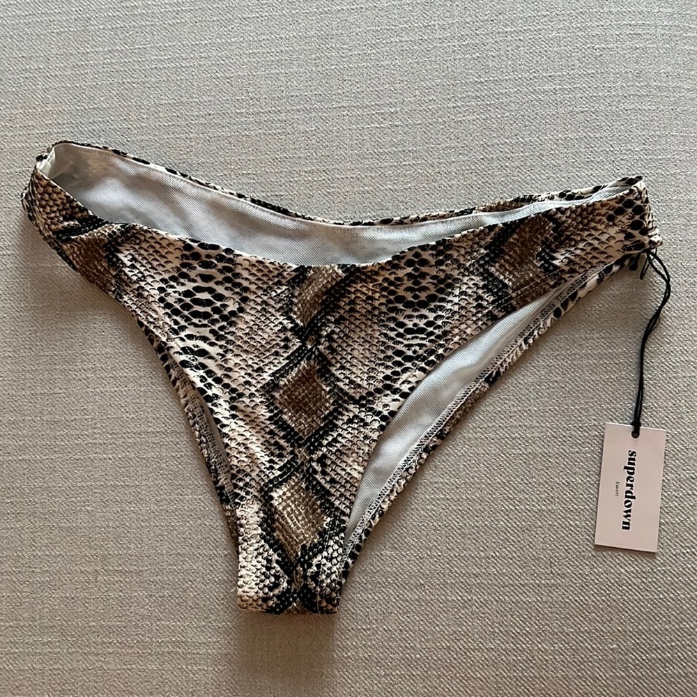Superdown bikini bottoms